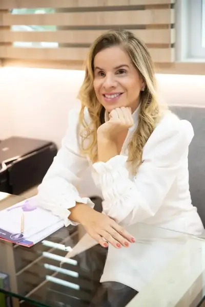 Dra Ana Luiza Endocrinologista 2